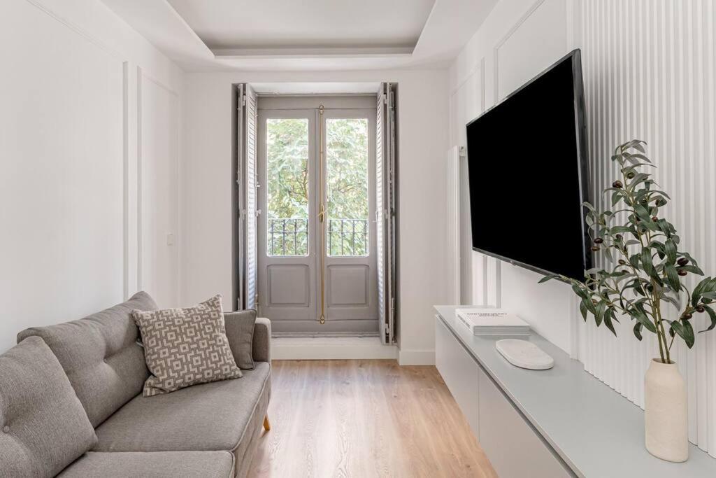 Centro XIV Calle Mayor 3Br 3Bh Apartment Madrid Exterior photo